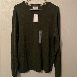 Old Navy V-neck Green Sweater, Size Medium